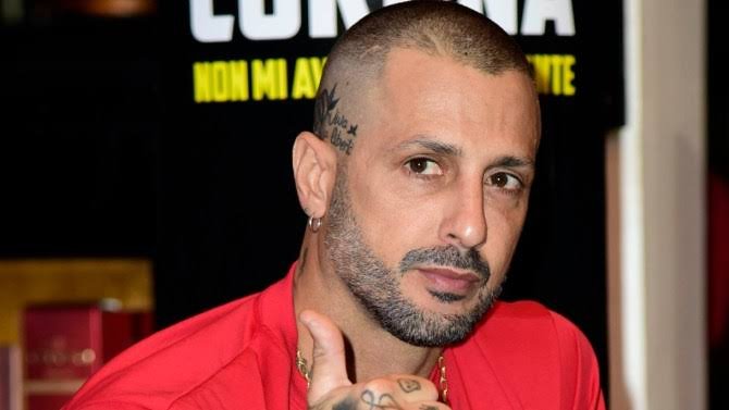 quanti anni ha fabrizio corona